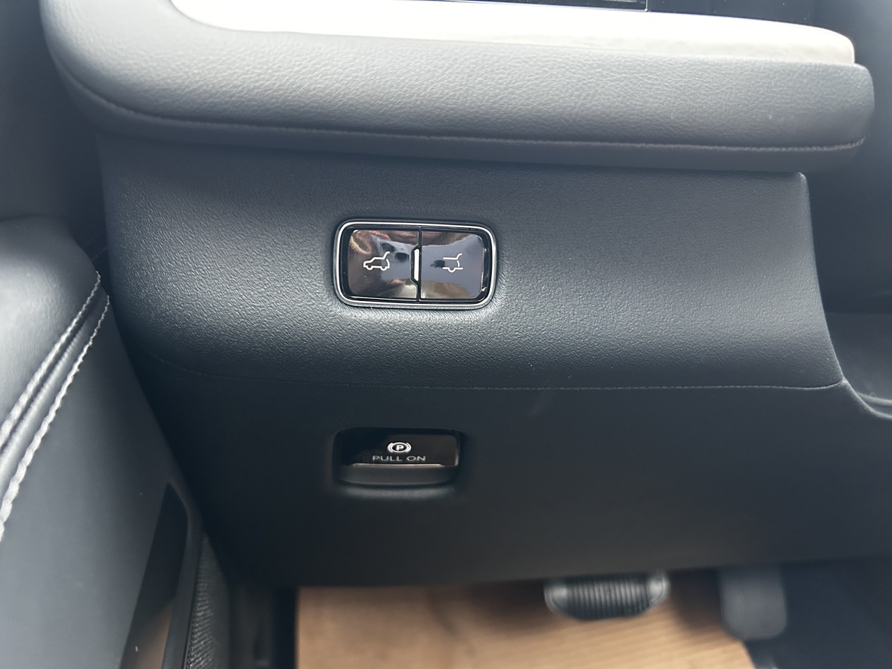 2025 Lincoln Navigator Reserve Main Image