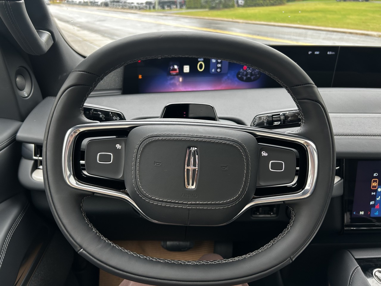 2025 Lincoln Navigator Reserve Main Image
