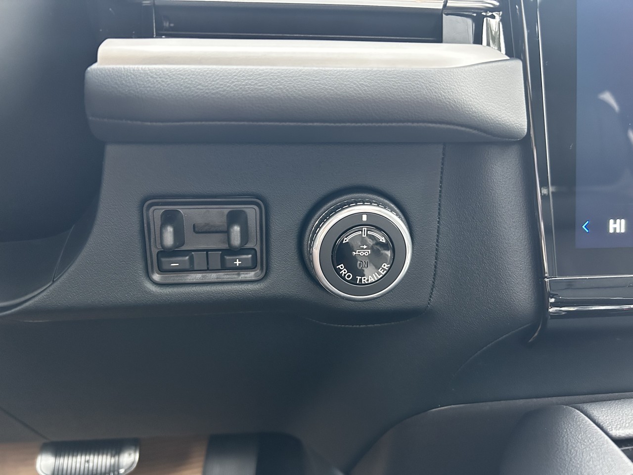2025 Lincoln Navigator Reserve Main Image