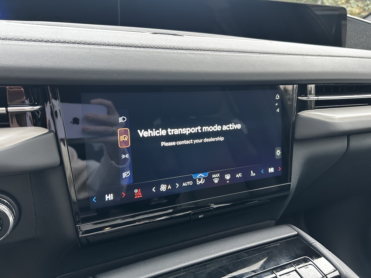 2025 Lincoln Navigator Reserve Main Image