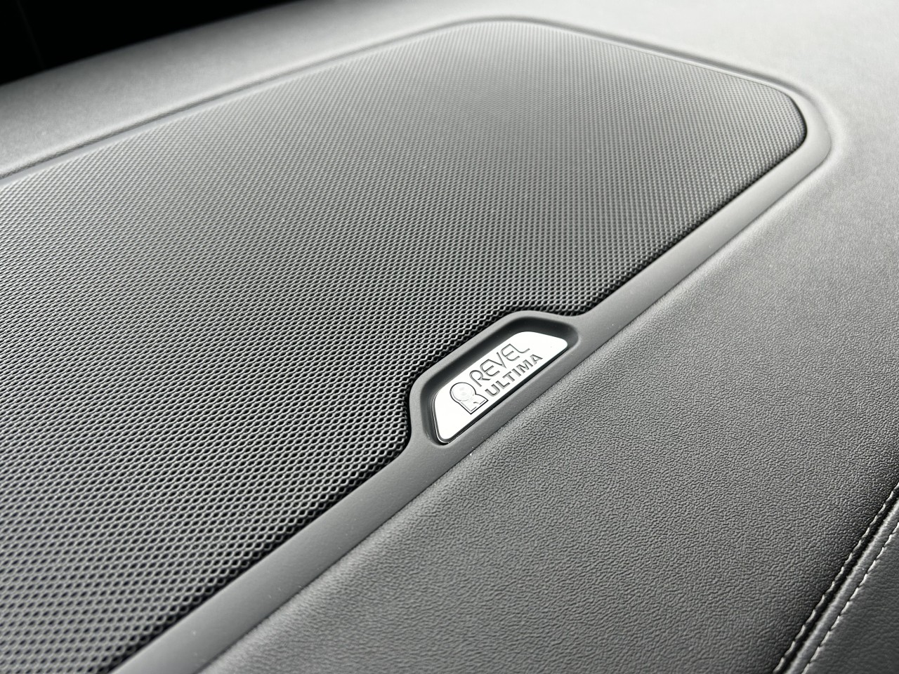 2025 Lincoln Navigator Reserve Main Image