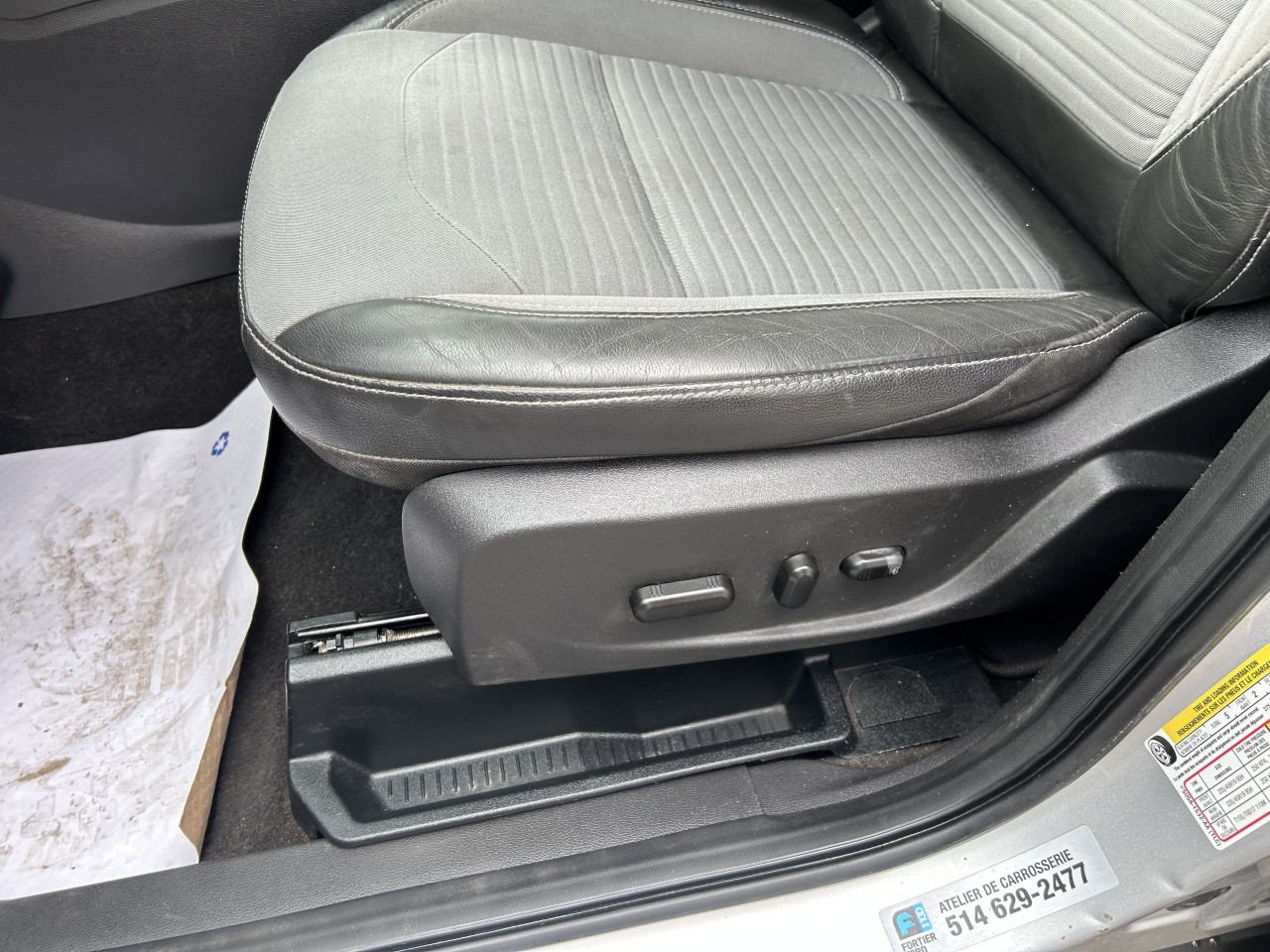 2017 Ford Escape Titanium Main Image