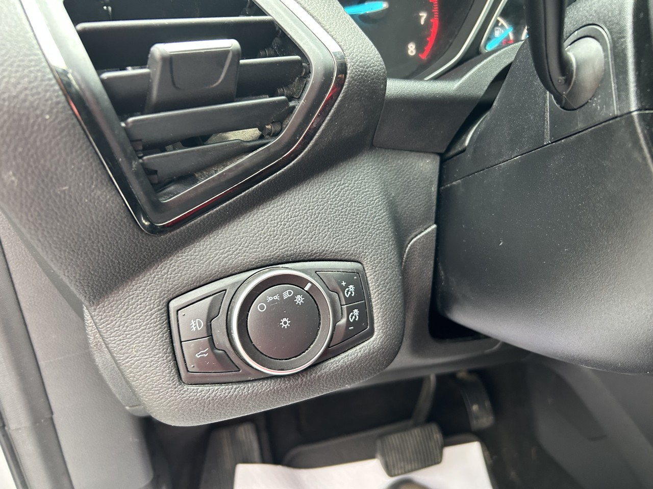 2017 Ford Escape Titanium Main Image