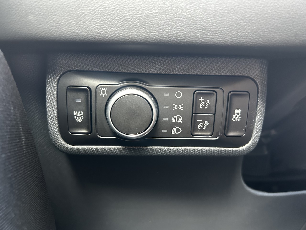 2025 Ford Mustang Mach-E SELECT AWD Main Image