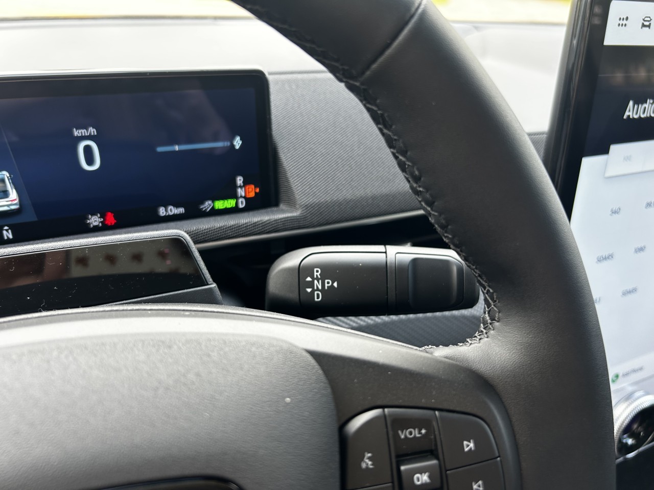 2025 Ford Mustang Mach-E SELECT AWD Main Image