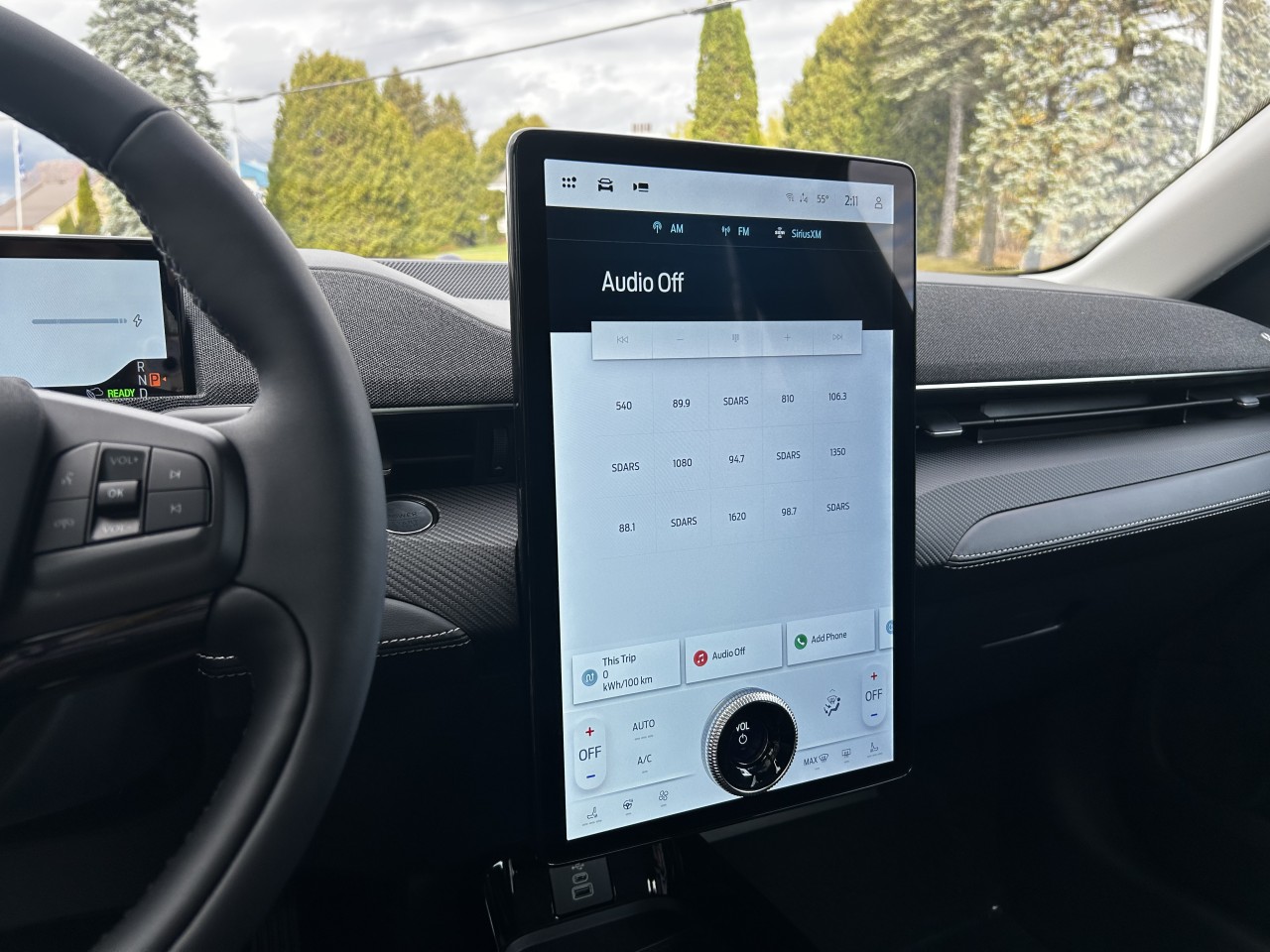 2025 Ford Mustang Mach-E PREMIUM AWD Main Image