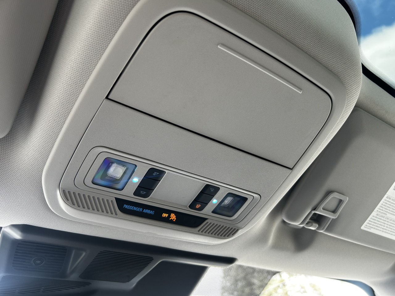 2025 Ford Mustang Mach-E PREMIUM AWD Main Image