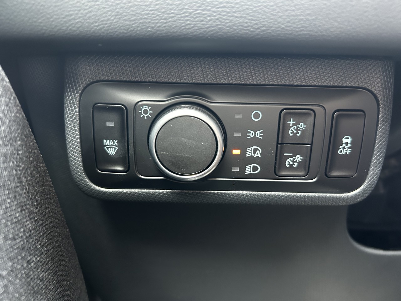 2025 Ford Mustang Mach-E PREMIUM AWD Main Image