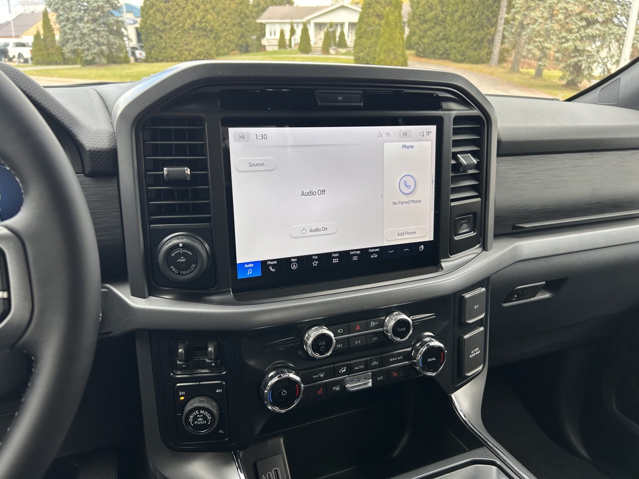 2025 Ford F-150 XLT Main Image