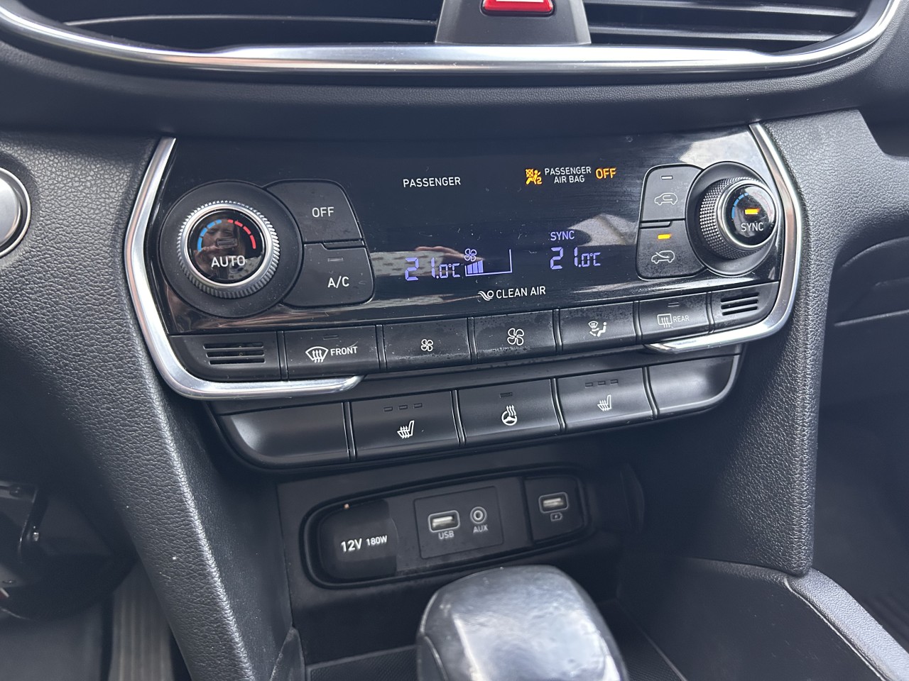 2020 Hyundai Santa Fe Preferred Main Image