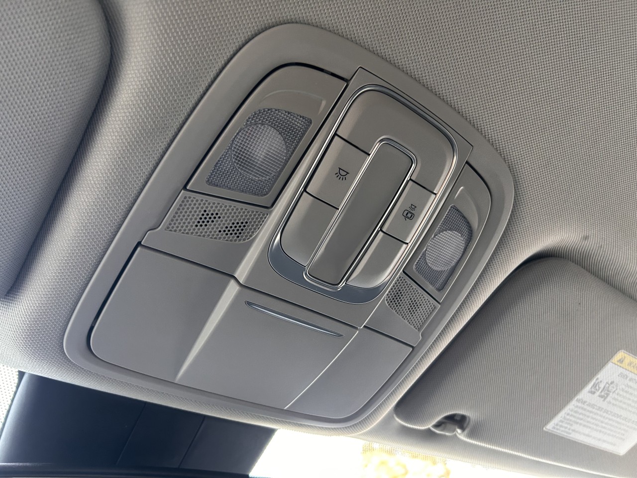 2020 Hyundai Santa Fe Preferred Main Image