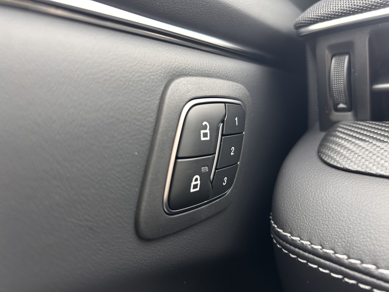 2025 Ford Mustang Mach-E SELECT AWD Main Image