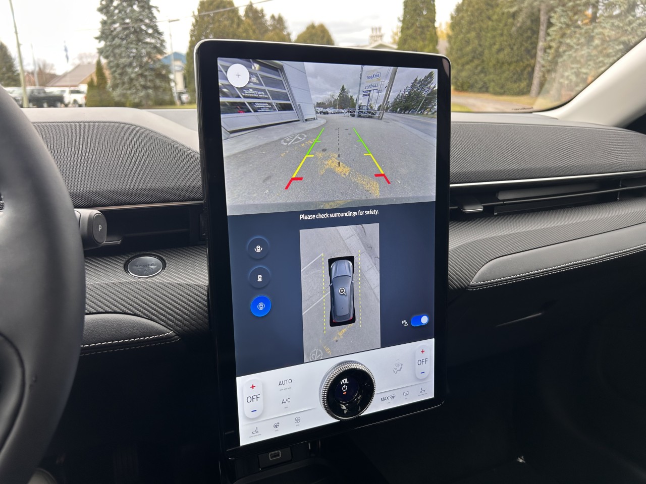 2025 Ford Mustang Mach-E SELECT AWD Main Image