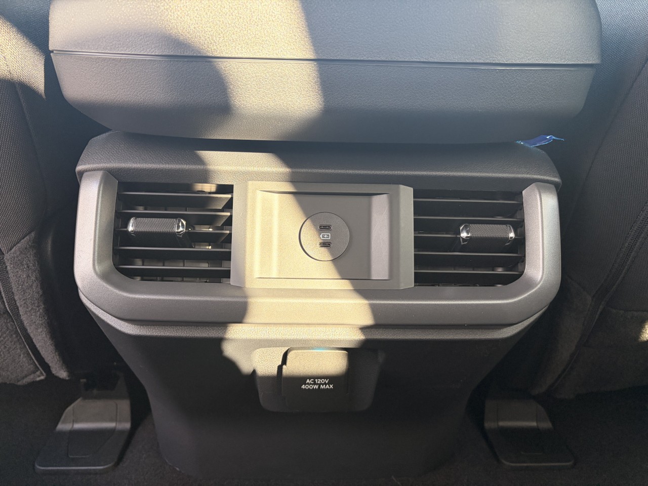 2025 Ford F-150 XLT Main Image