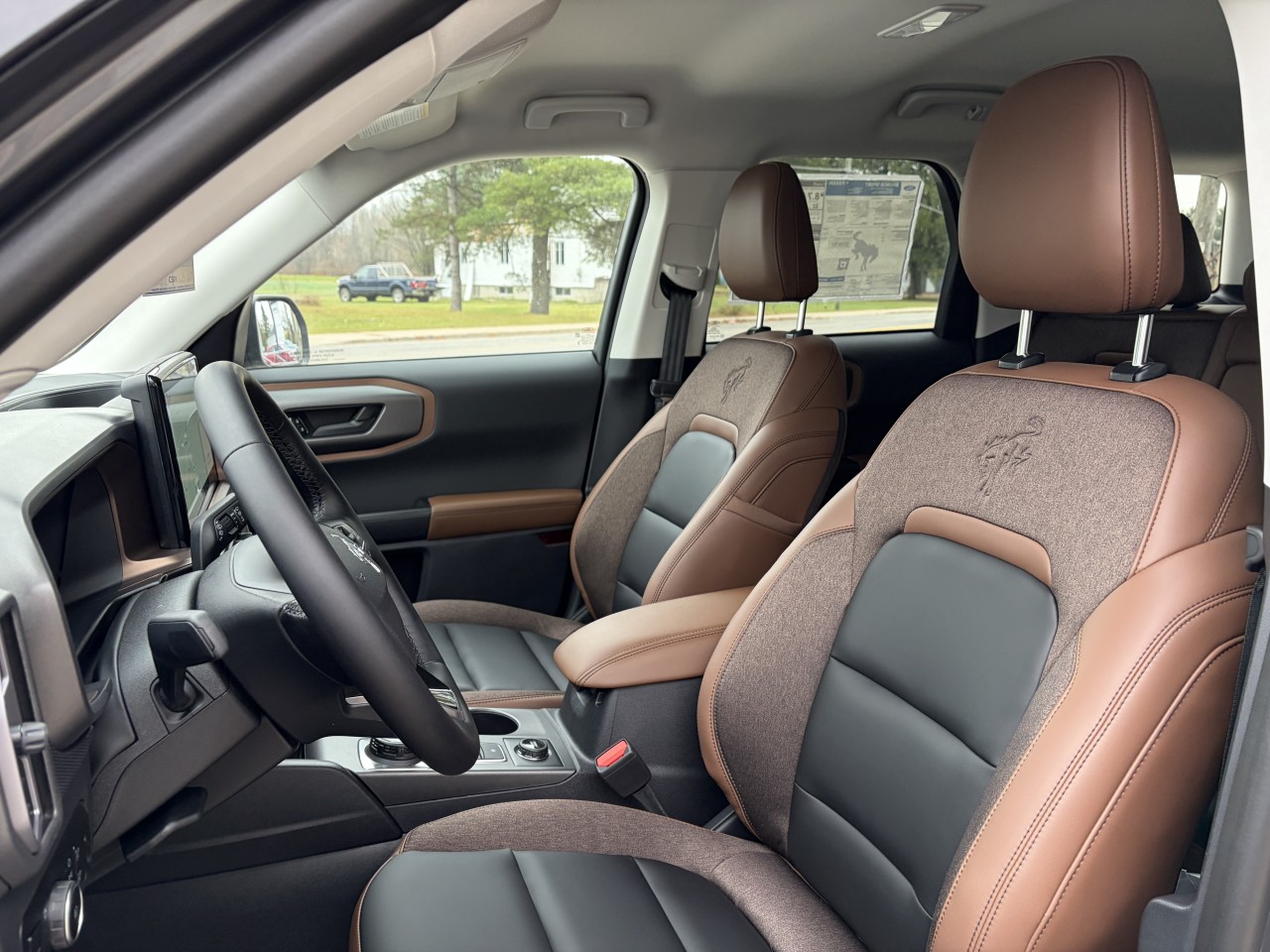 2025 Ford Bronco Sport Outer Banks Main Image