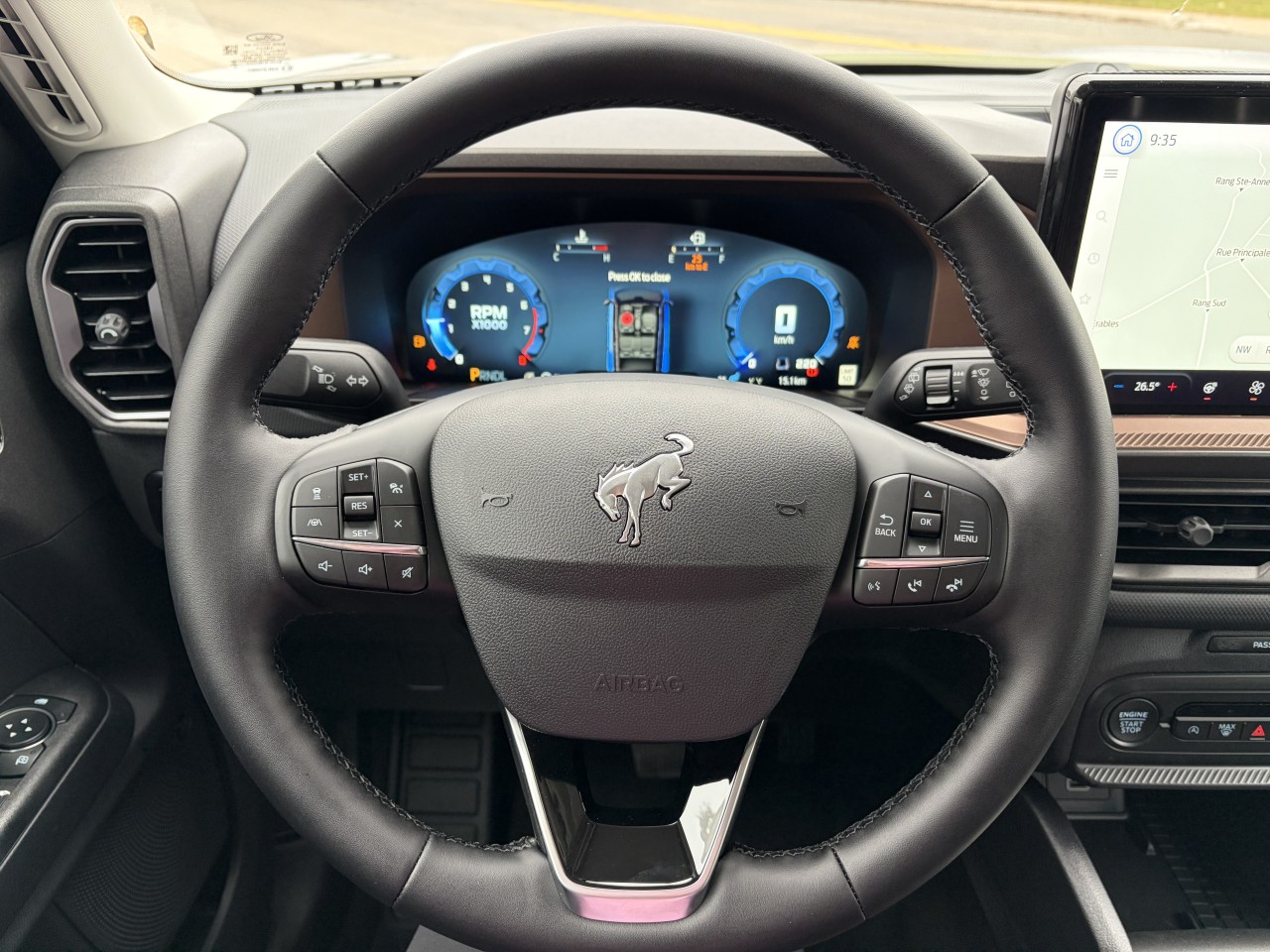 2025 Ford Bronco Sport Outer Banks Main Image