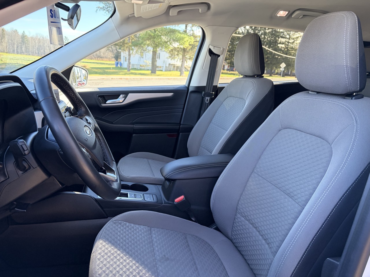 2021 Ford Escape SE Plug-In Hybrid Main Image