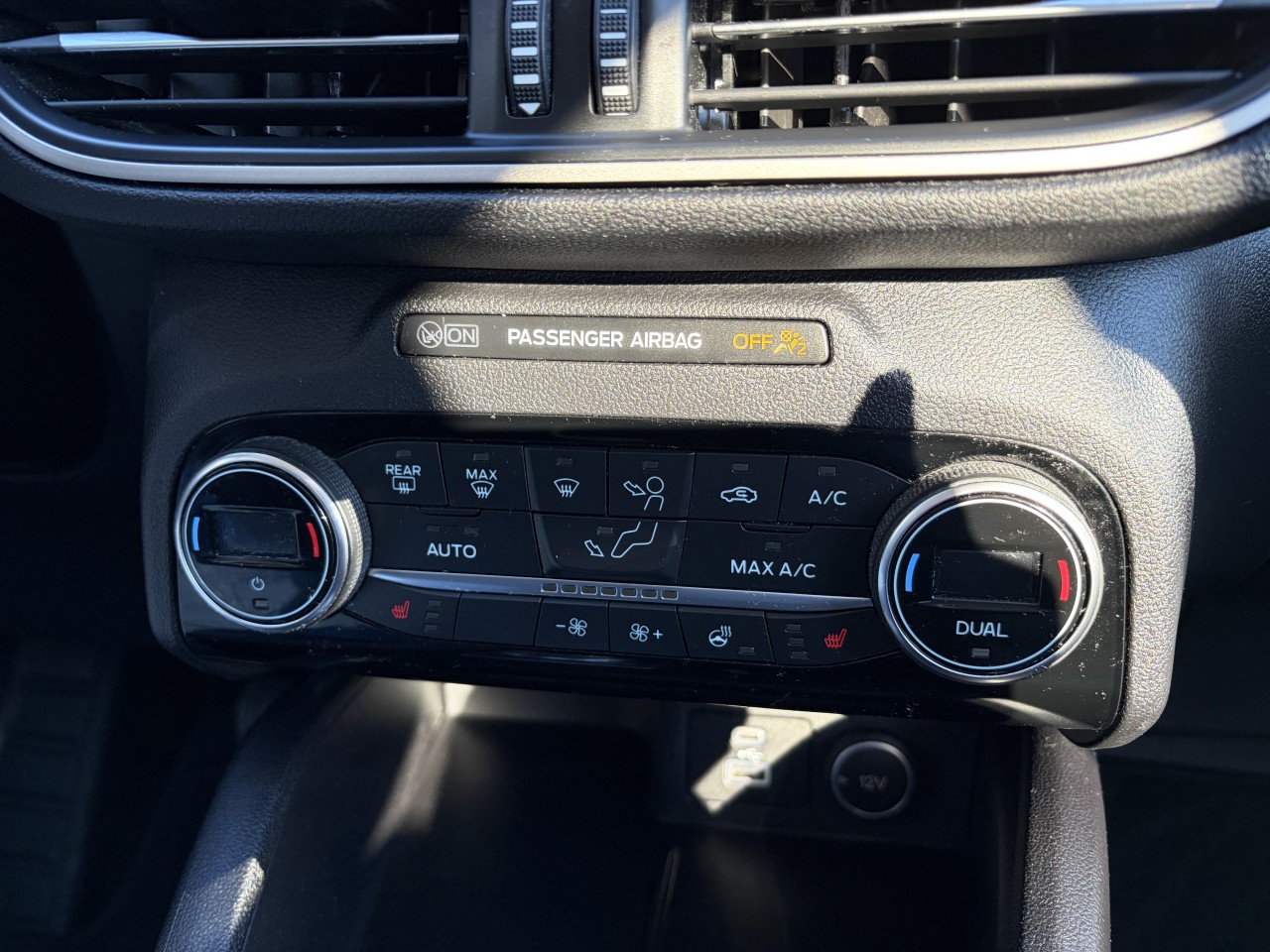 2021 Ford Escape SE Plug-In Hybrid Main Image