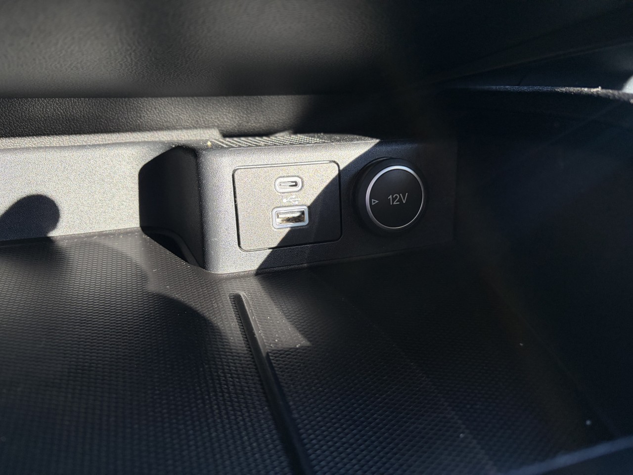 2021 Ford Escape SE Plug-In Hybrid Main Image