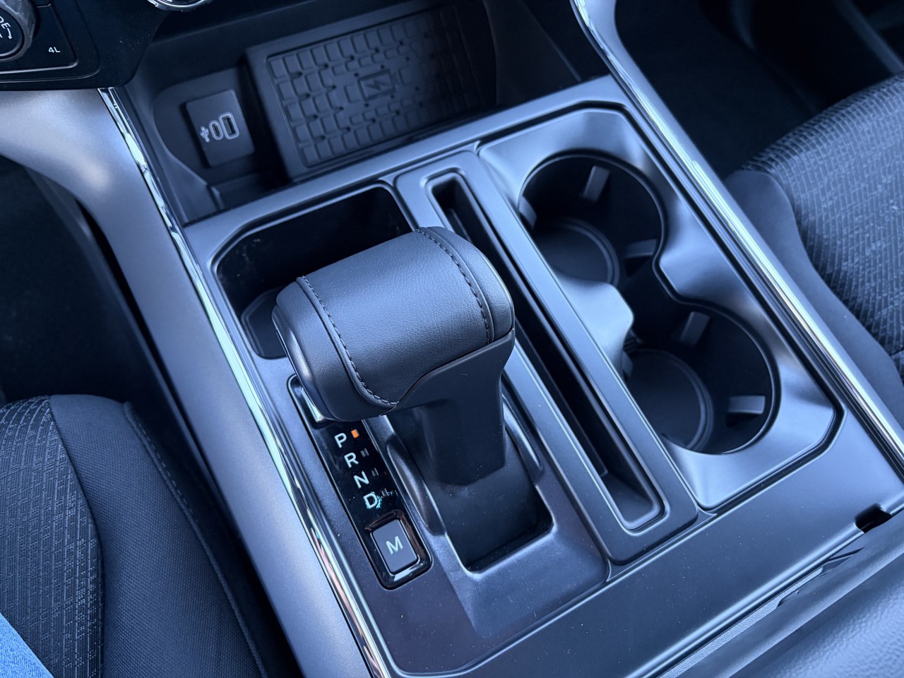 2025 Ford F-150 XLT Main Image