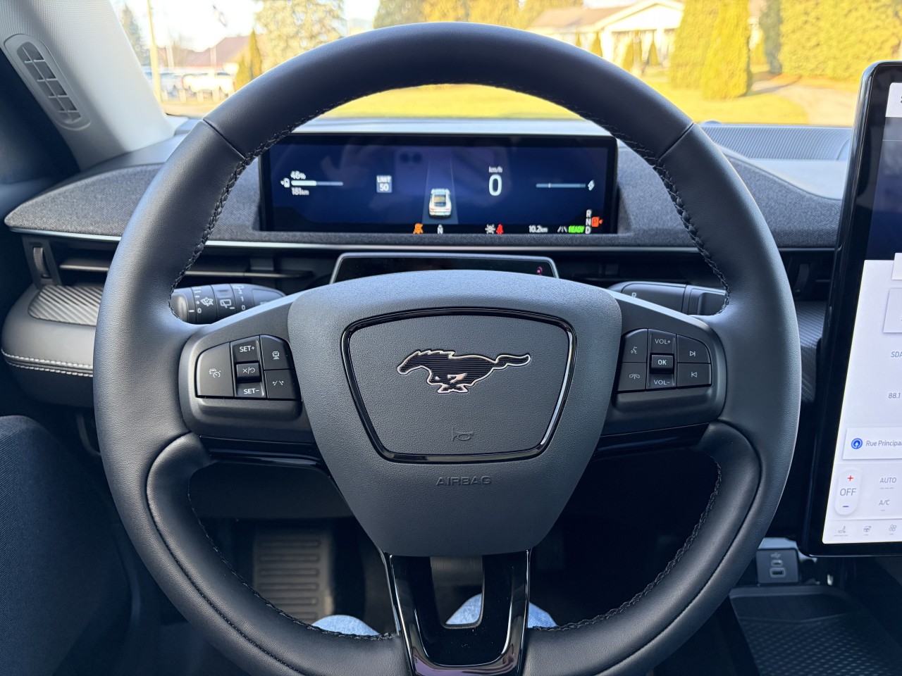 2025 Ford Mustang Mach-E PREMIUM AWD Main Image