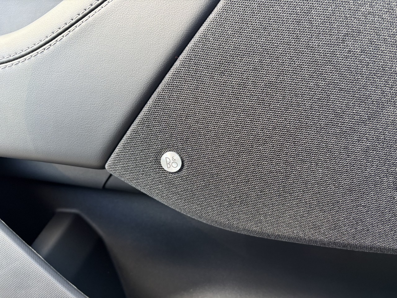 2025 Ford Mustang Mach-E PREMIUM AWD Main Image