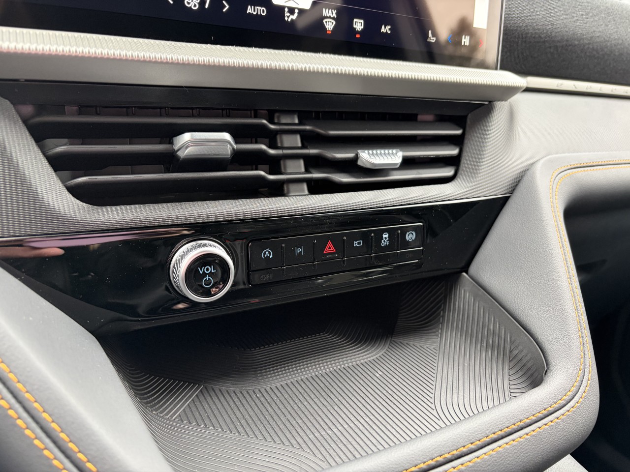 2026 Ford Explorer Tremor Main Image