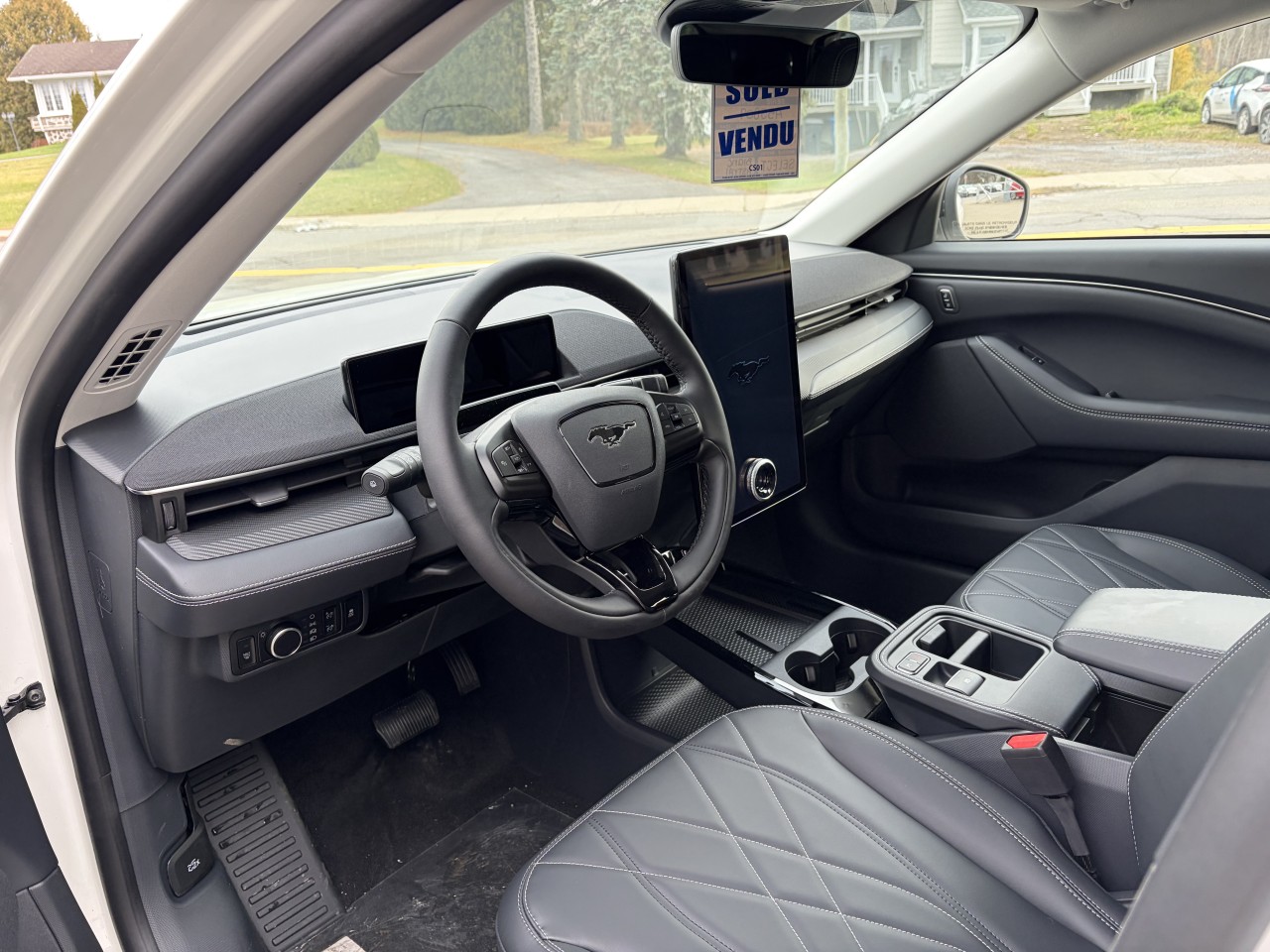 2025 Ford Mustang Mach-E SELECT AWD Main Image