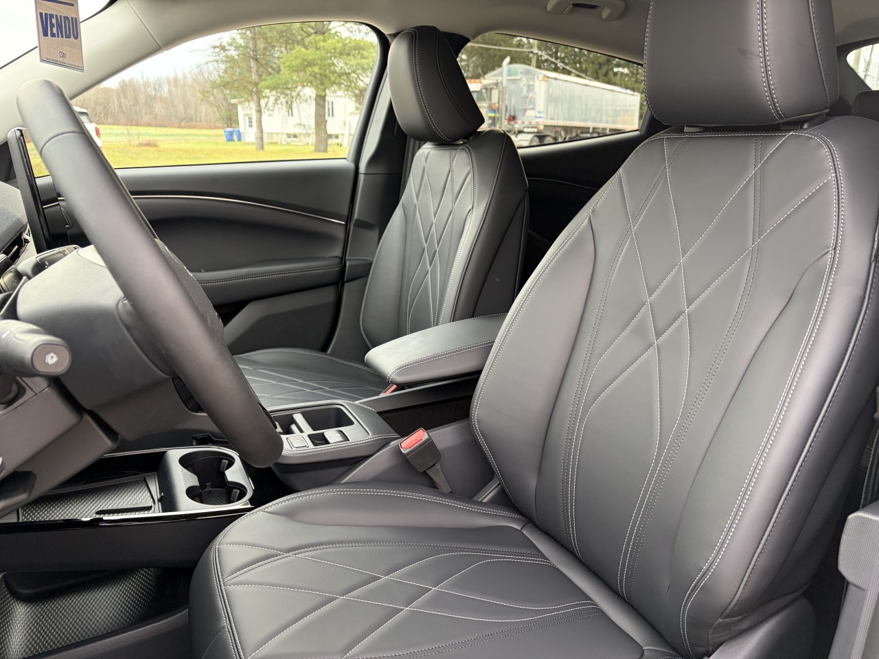 2025 Ford Mustang Mach-E SELECT AWD Main Image