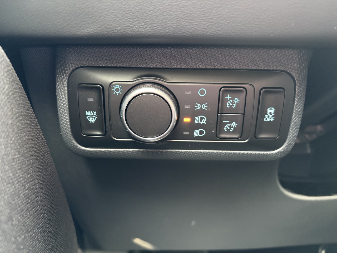 2025 Ford Mustang Mach-E SELECT AWD Main Image