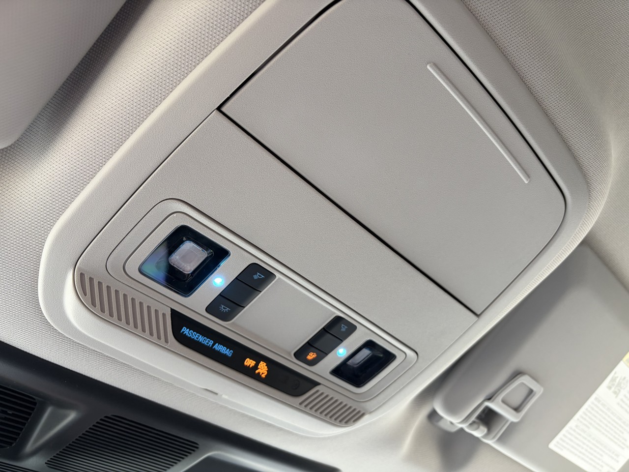 2025 Ford Mustang Mach-E SELECT AWD Main Image