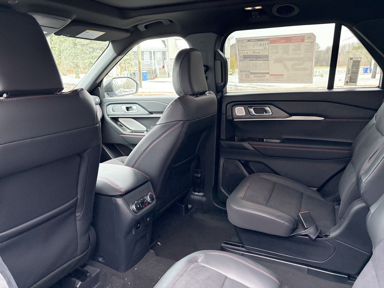 2026 Ford Explorer ST PERFORMANCE Main Image