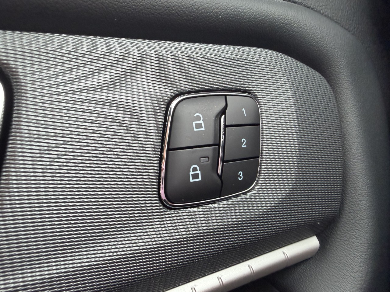 2026 Ford Explorer ST PERFORMANCE Main Image