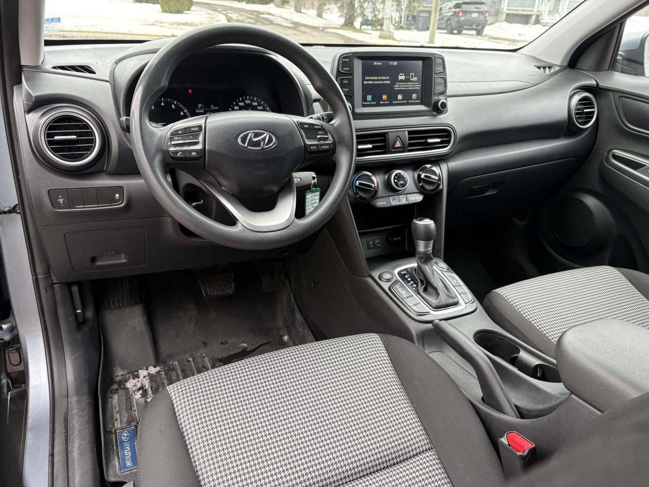 2020 Hyundai Kona Essential Main Image