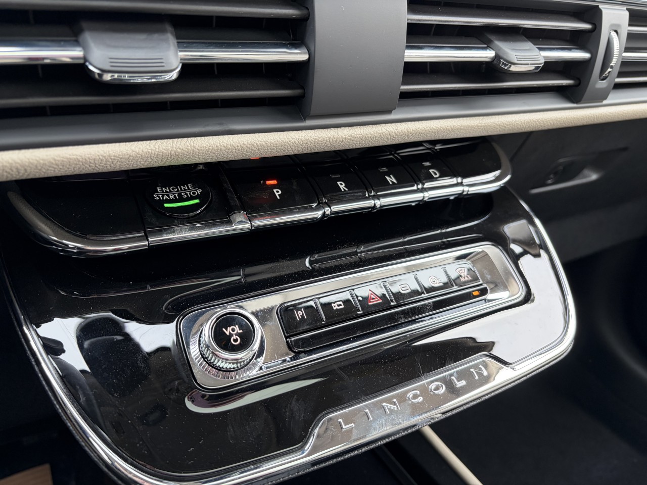 2026 Lincoln Corsair Grand Touring Main Image