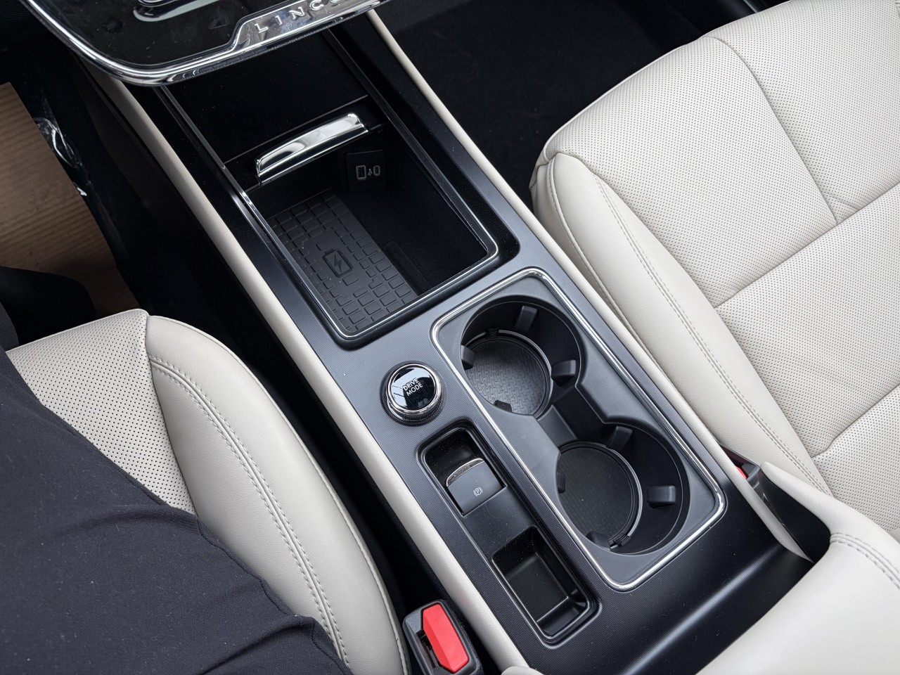 2026 Lincoln Corsair Grand Touring Main Image