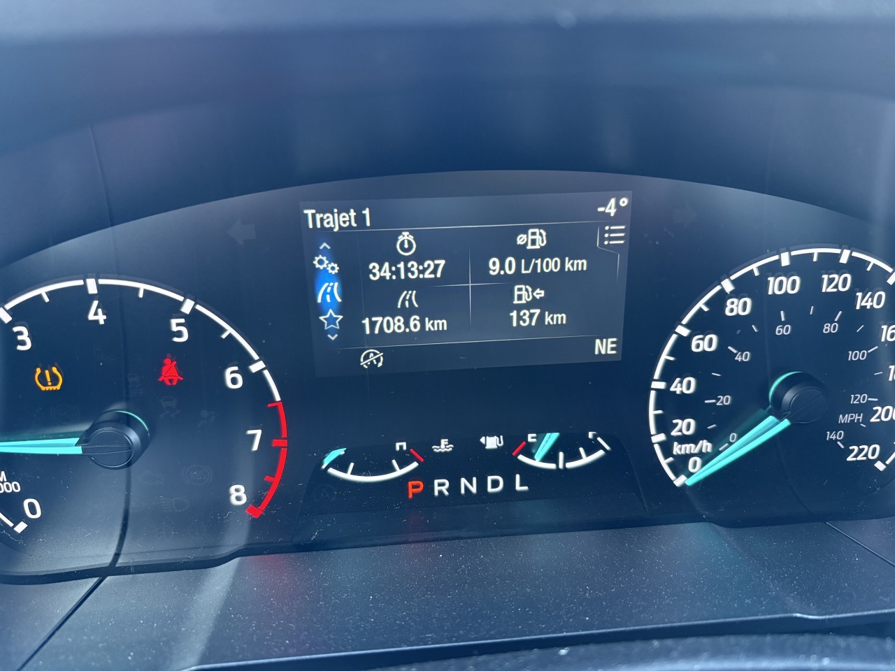 2022 Ford Maverick XLT Main Image