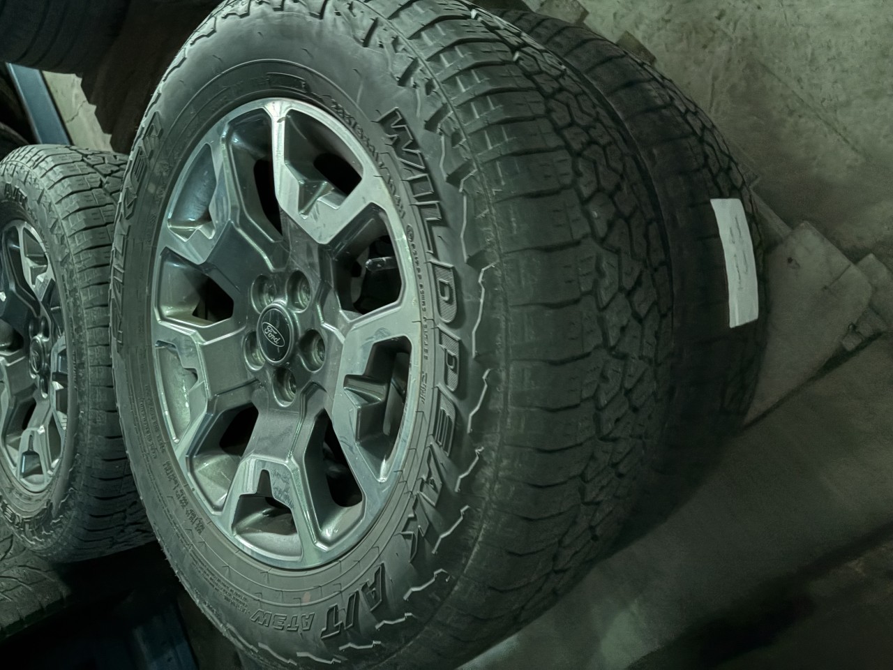 2022 Ford Maverick XLT Main Image