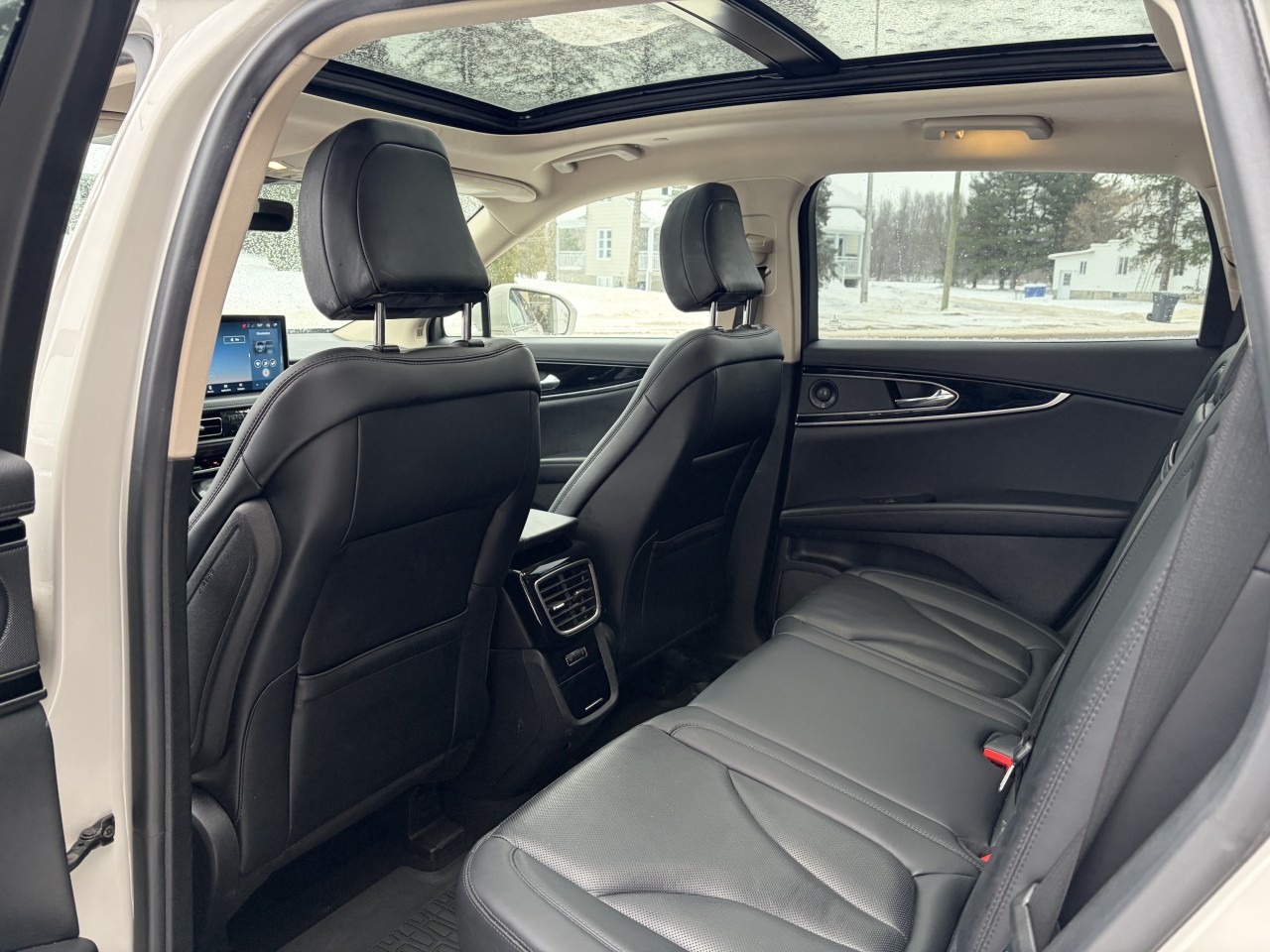 2022 Lincoln Nautilus Reserve AWD Main Image