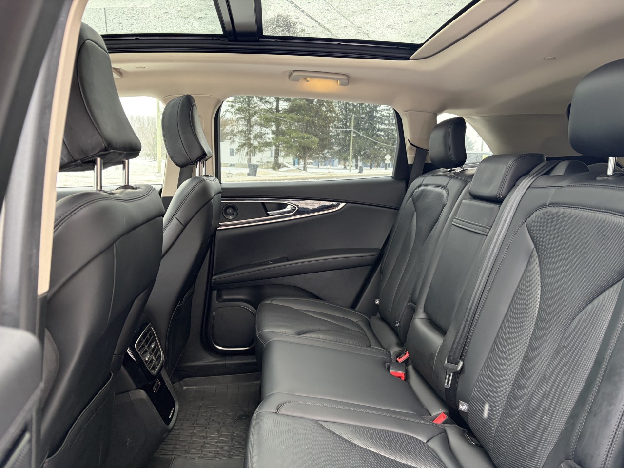 2022 Lincoln Nautilus Reserve AWD Main Image