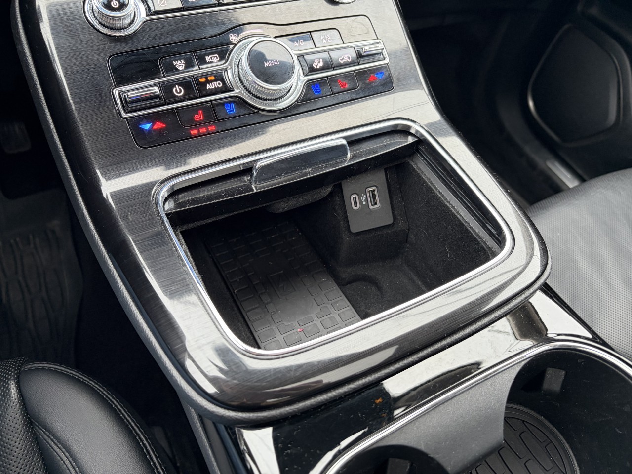 2022 Lincoln Nautilus Reserve AWD Main Image