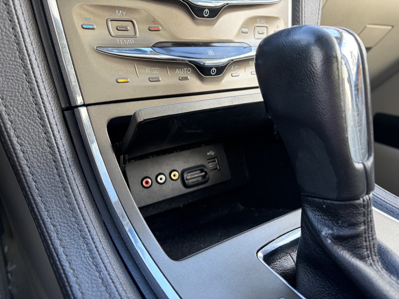 2013 Lincoln MKX AWD Main Image