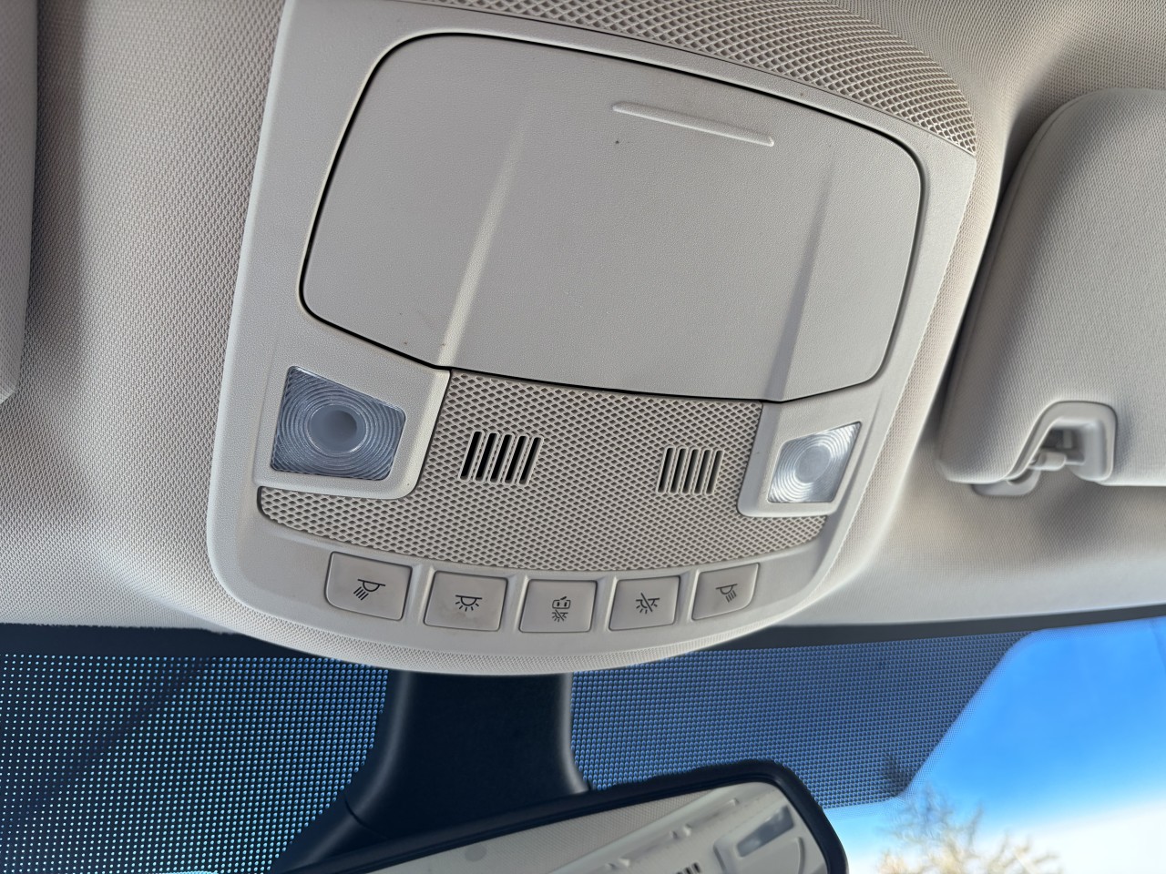 2019 Ford Edge SEL Main Image