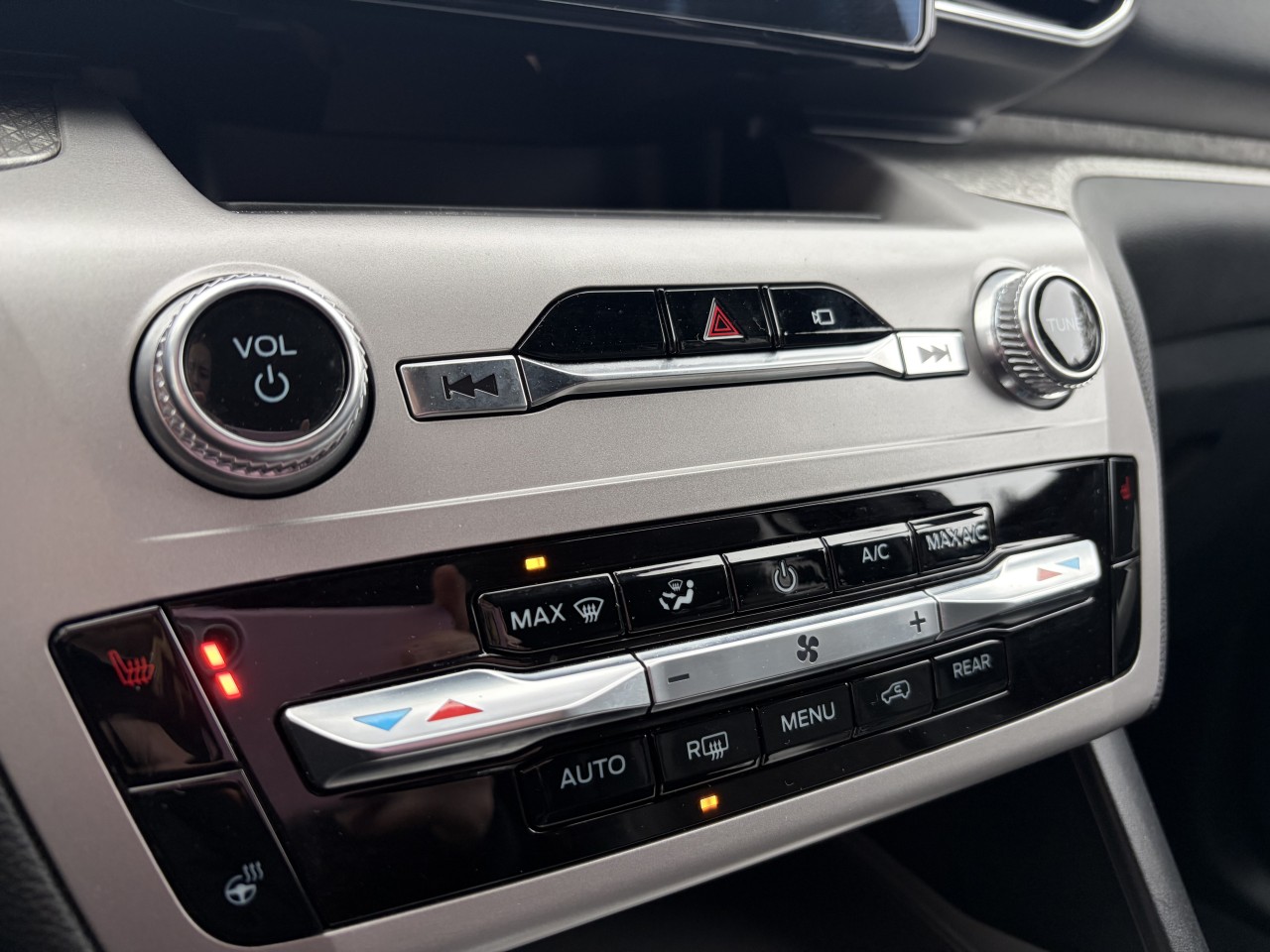 2023 Ford Explorer Timberline Main Image