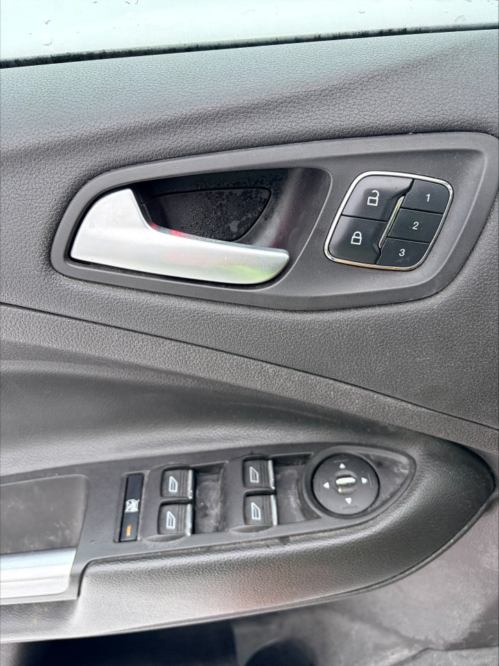 2015 Ford Escape Titanium Main Image