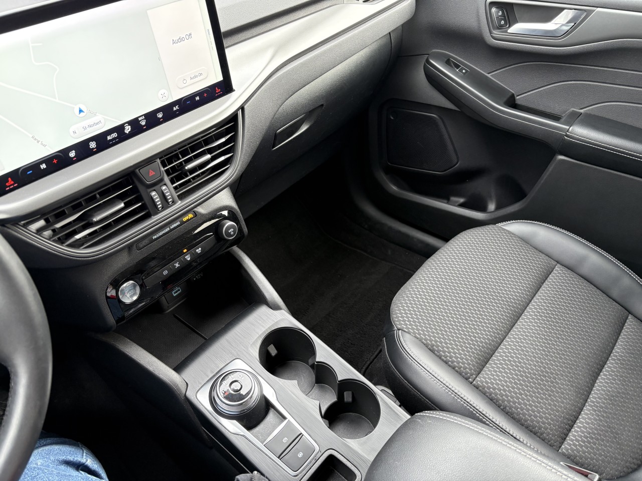 2023 Ford Escape PHEV Main Image