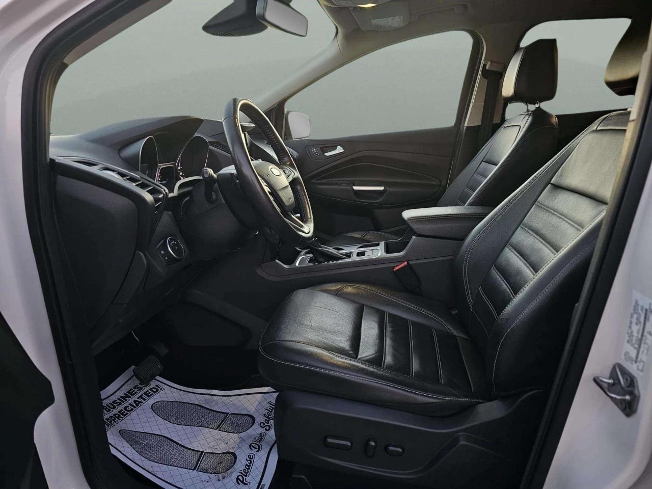 2017 Ford Escape Titanium Main Image