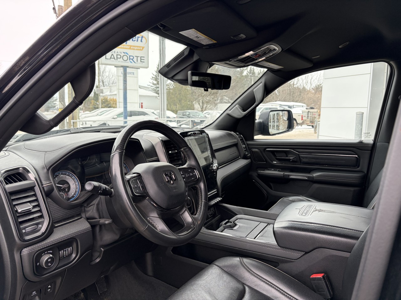 2022 Ram 1500 Limited 4X4 CUIR BLACK EDITION Main Image