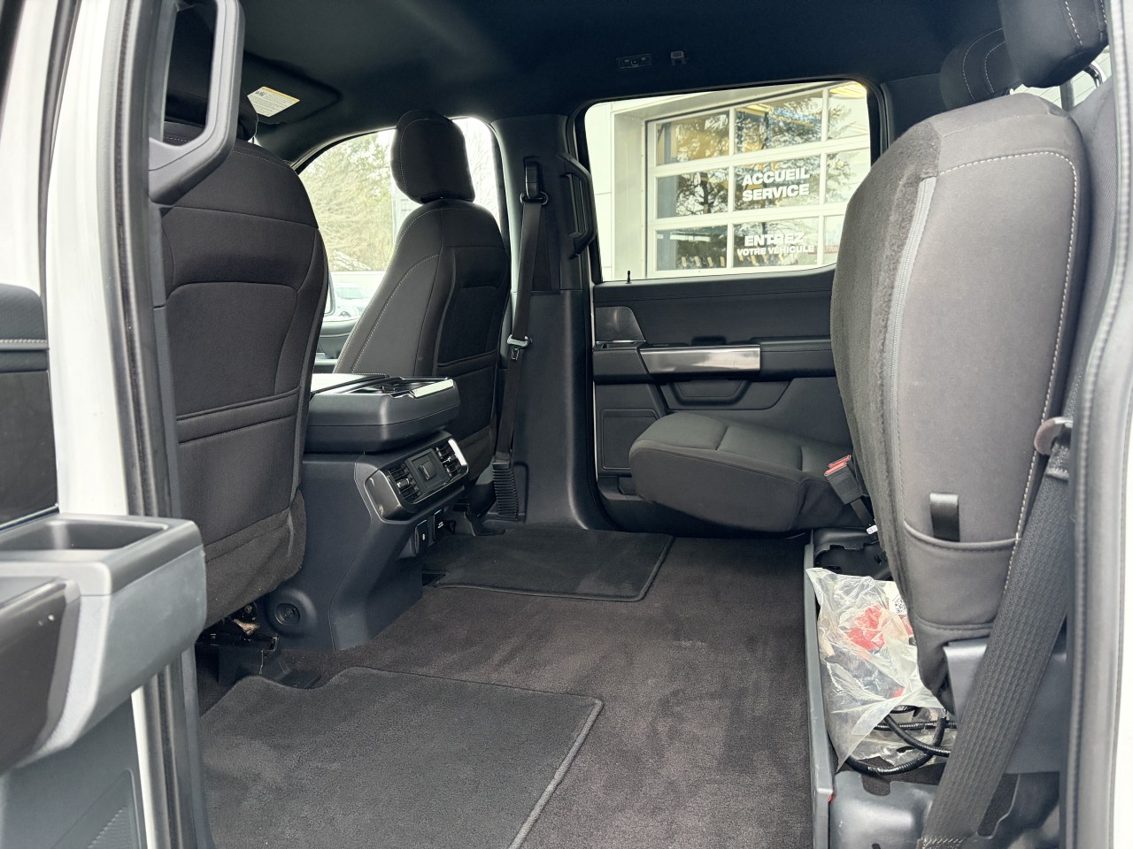 2021 Ford F-150 XLT 3.5L ECOBOOST 302A FX4 ÉCRAN 12 PO CARPLAY ANDROID AUTO SIEGES CHAUFFANTS Main Image