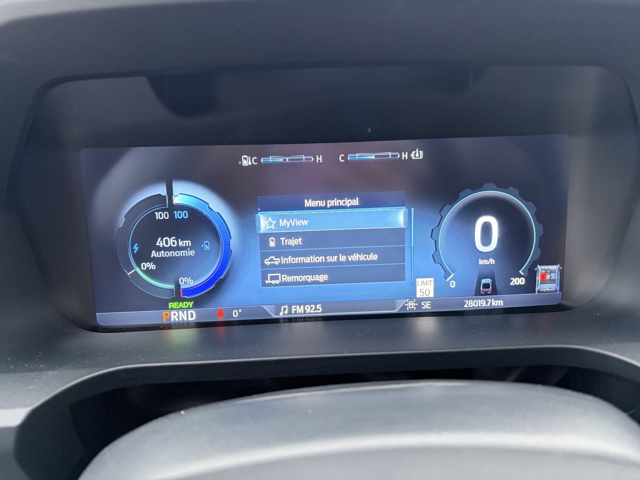 2024 Ford F-150 Lightning FLASH 131Kwh GROSSE BATTERIE, ECRAN 15 POUCES, VOLANT CHAUFFANT ADMISSIBLE iVMLZE Main Image